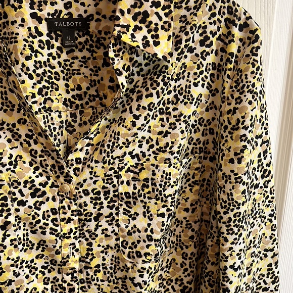 Top - Picture 2 of 3